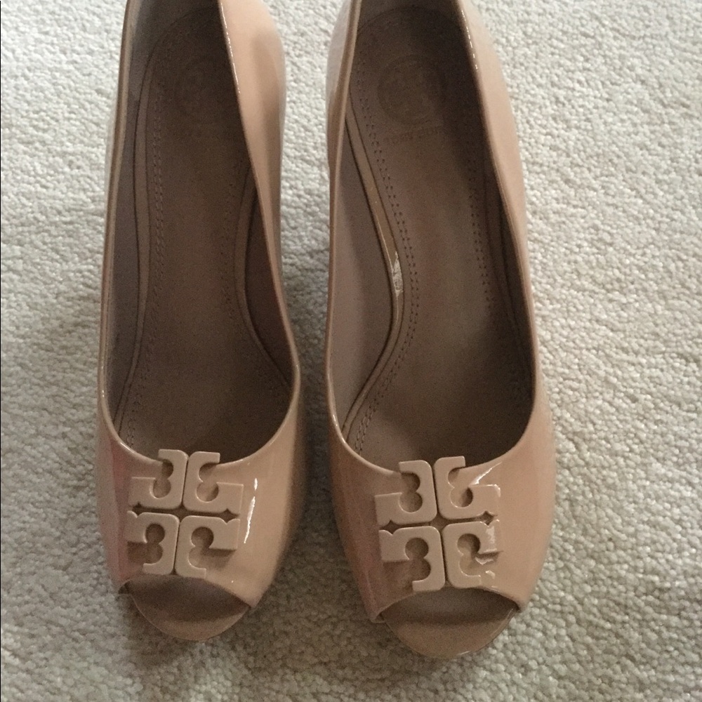 BNIB Tory Burch wedges